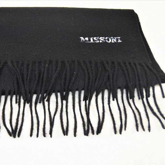 NWT MISSONI 100% Merino Wool Scarf with Fringe - Picture 2 of 6